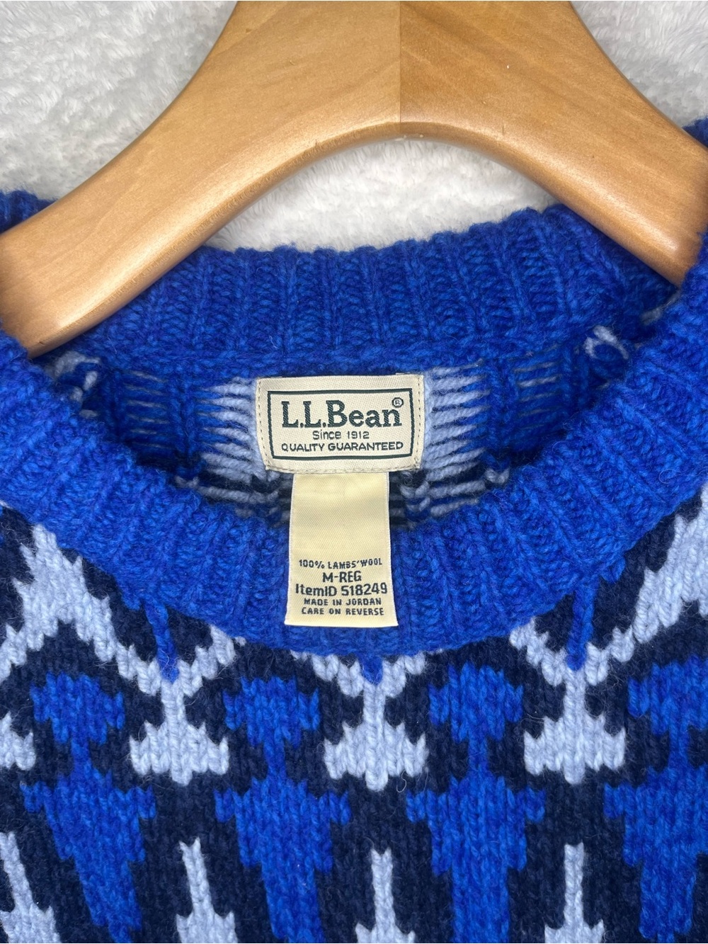 L.L. Bean Men’s Size Medium Bright Blue Crewneck Fair Isle Yoke Sweater - Picture 2 of 3